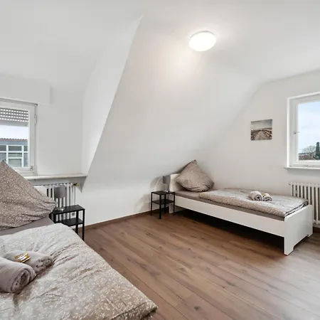 Home2stay In Kueche, Wifi, Smart Tv, Stuttgart, Autobahn A8