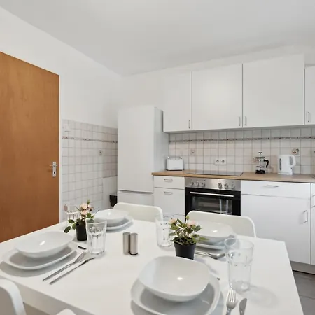 Apartment Home2stay Apartmenthaus Kitchen,wifi,smart Tv ***