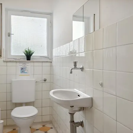 Home2stay Apartmenthaus Kitchen,wifi,smart Tv *** * Kongen