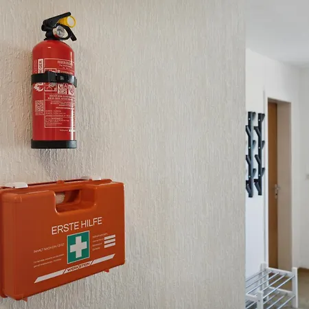 Monteurwohnungen In Kueche, Wifi, Smart Tv, Wendlingen, Stuttgart, Autobahn A8 Apartman *